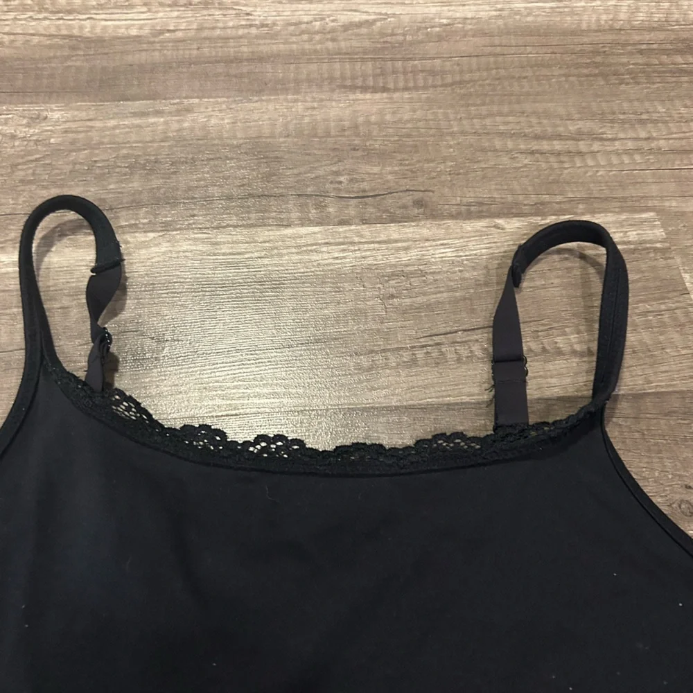 Women’s Maidenform Cami Tank Top - Picture 5 of 6